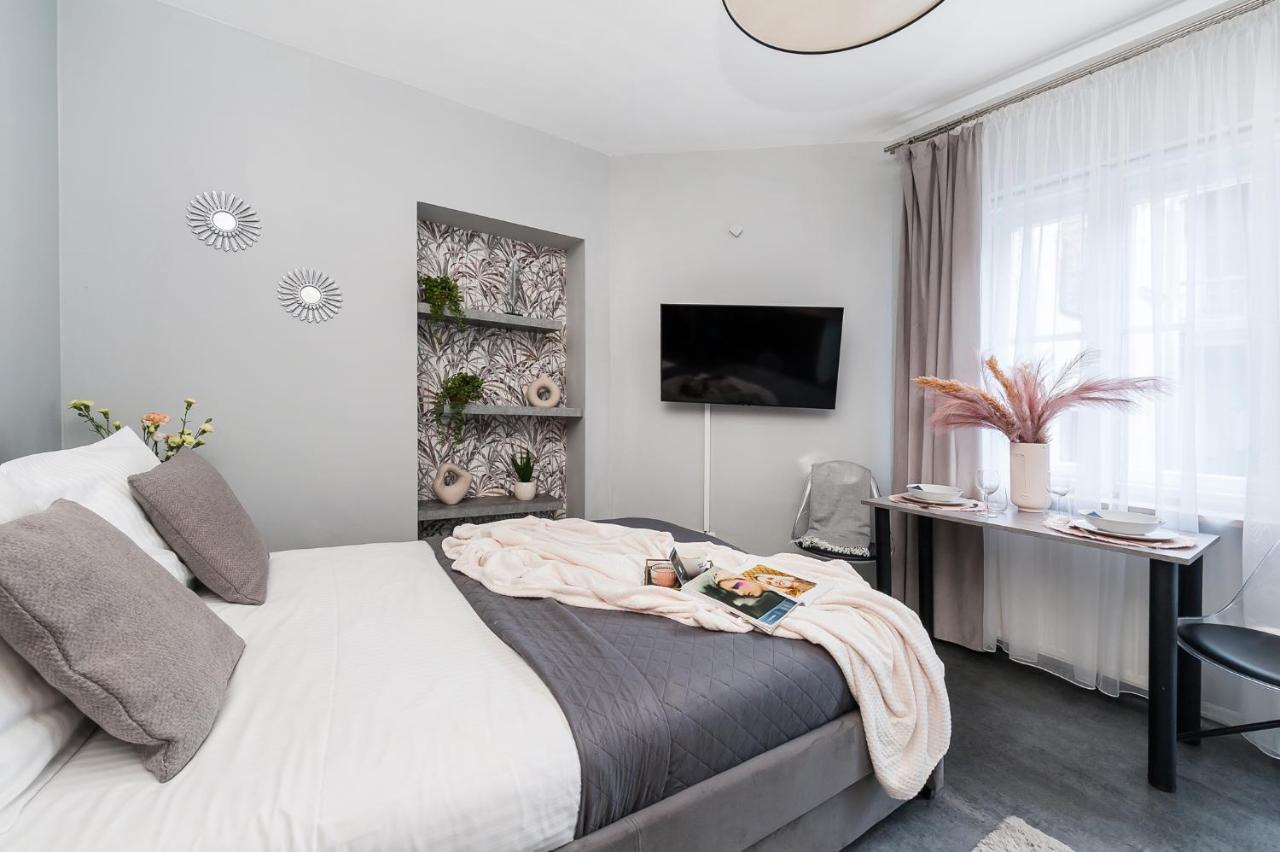 W11 - Loftaffair Aparthotel Krakow Ngoại thất bức ảnh